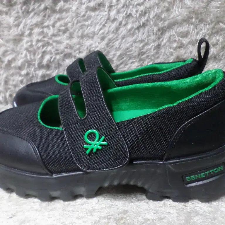 [BUNJANG] Benetton Mary Jane Sneakers / 후루룩구제2 245 베네통 메리제인 운동화 스니커즈 중고 신발