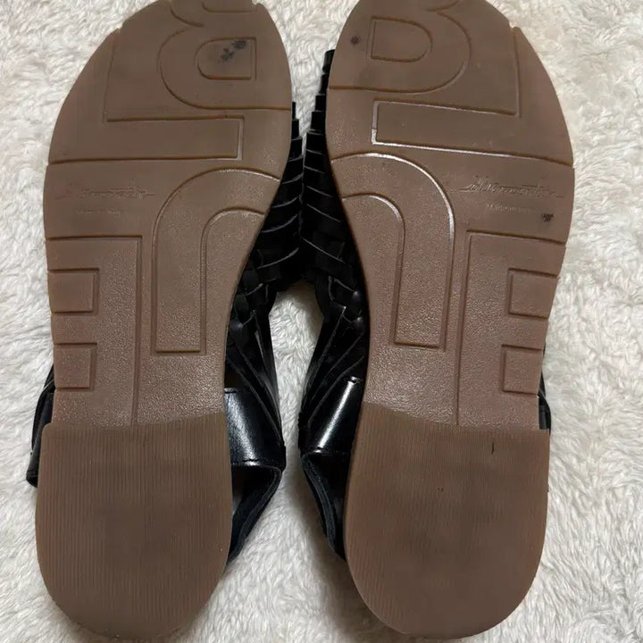 [BUNJANG] Black Woven Leather Sandals EU36 / US5 / 블랙 우븐 가죽 샌들 EU36 / US5 새상품급