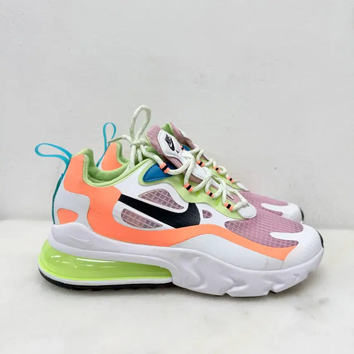 [BUNJANG] Nike Air Max 270 React White/Pink Sneakers / (245)나이키 운동화 에어맥스 270 리액트 화이트핑크