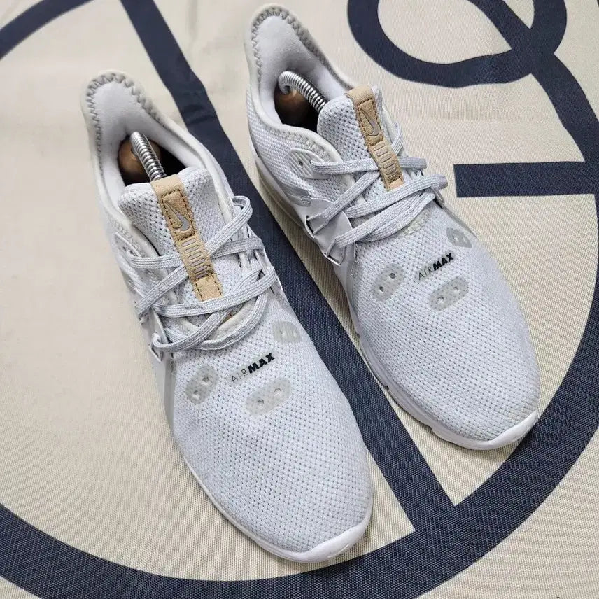 [BUNJANG] Nike 240mm Sneakers / [나이키] 240mm 운동화