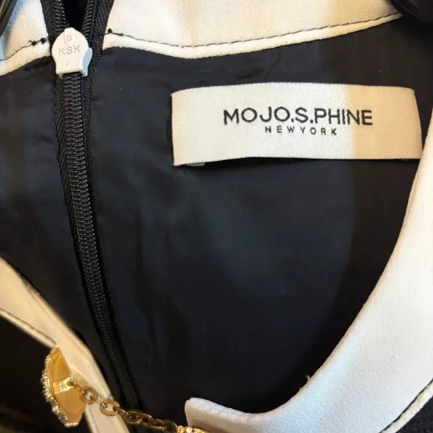[SOLD OUT] 모조에스핀 블랙원피스