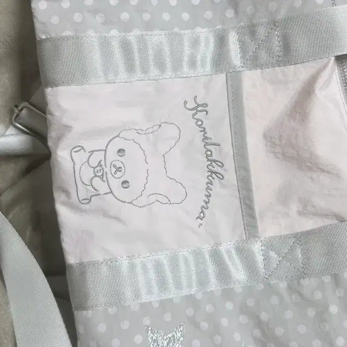 [SOLD OUT] 허그유어스킨 코리락쿠마 더플백 가방 핑크