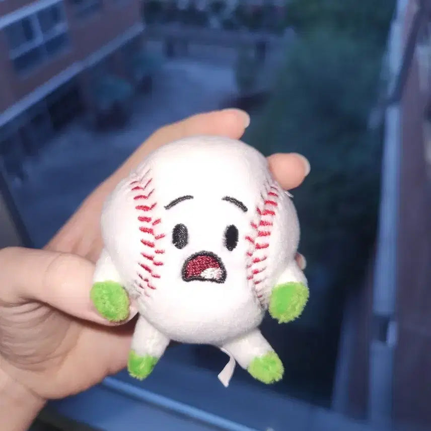 [BUNJANG] Kim Seung Ri Baseball Keychain / 김승리 야구공 키링