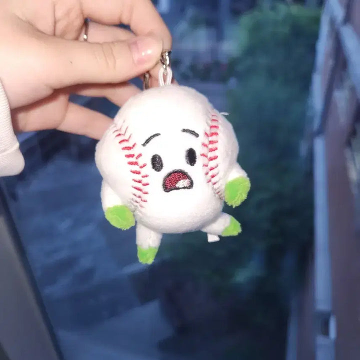 [BUNJANG] Kim Seung Ri Baseball Keychain / 김승리 야구공 키링