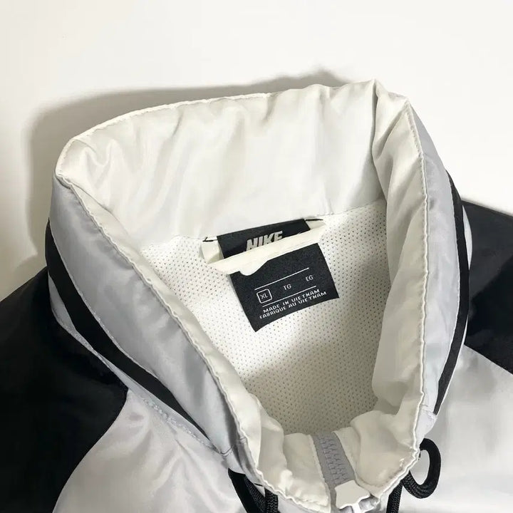 [SOLD OUT] 나이키 바람막이 자켓 XL