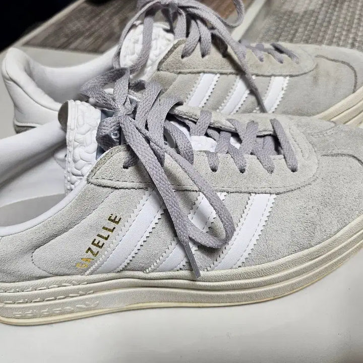 [BUNJANG] Adidas Gazelle Bold Suede Sneakers Grey / 정품) 아디다스 가젤 볼드 스웨이드 운동화 그레이