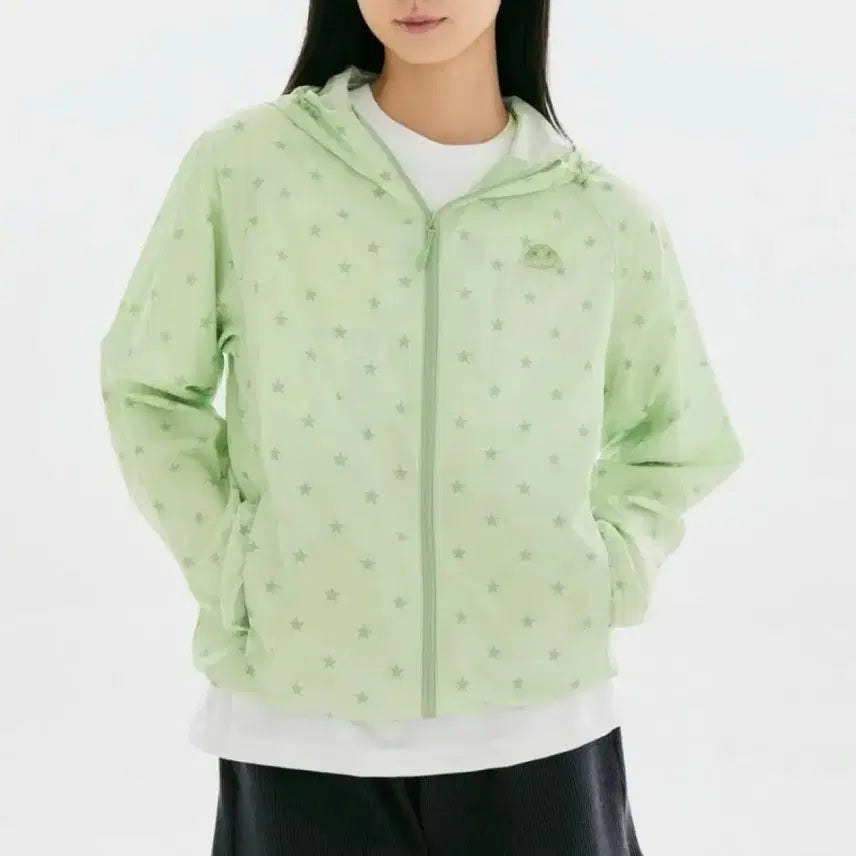 [SOLD OUT] 팔아요! 미개봉 스파오 케로로 바람막이 s