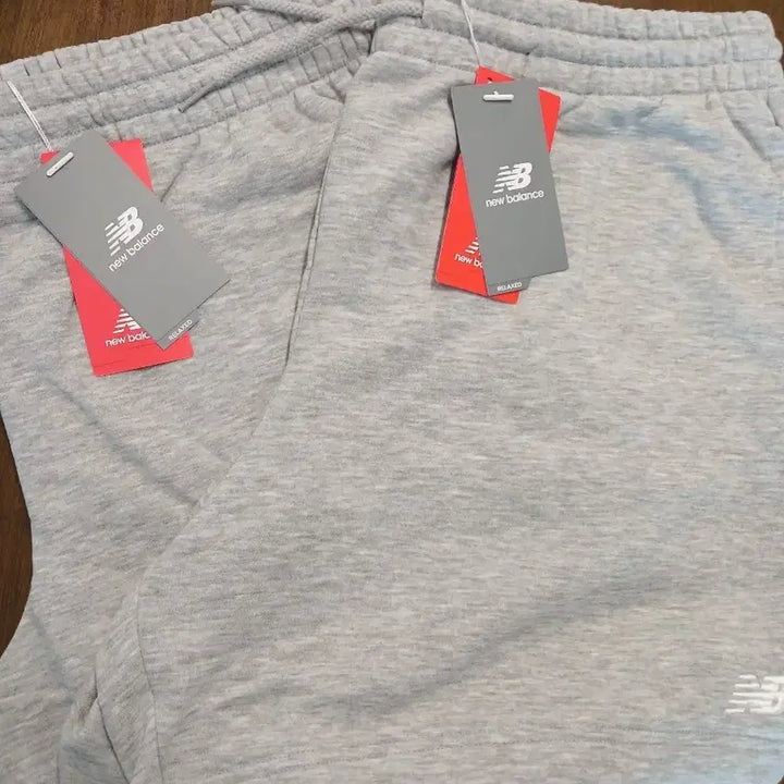 [BUNJANG] New Balance Relaxed Fit Gray Shorts (Size 105) / 뉴발란스 RELAXED 반바지 회색 105