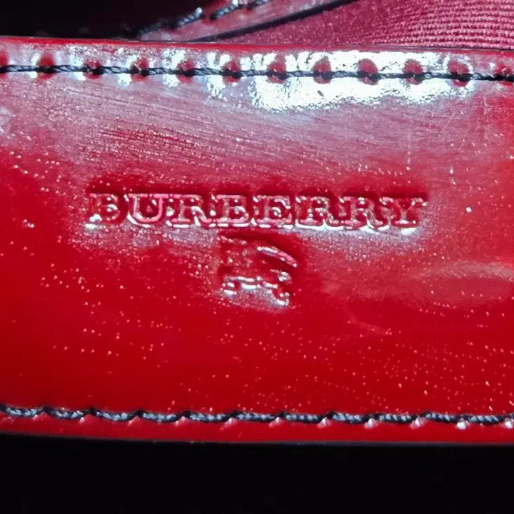 [BUNJANG] Burberry House Check Patent Trim Boston Bag / 버버리 하우스체크 페이턴트 트림 토트백 볼링백 보스턴백
