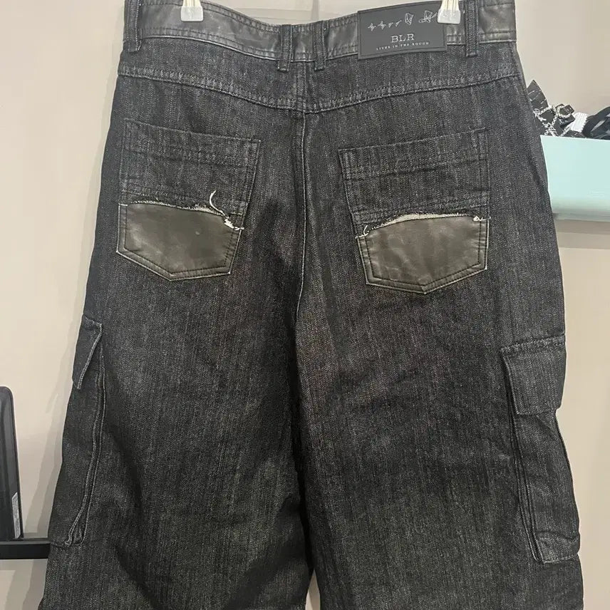[BUNJANG] L) BLR 비엘알 Utility Leather-Trim Bermuda / L) BLR 비엘알 Utility Leather-Trim Bermuda