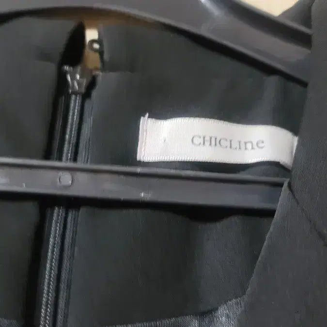 [SOLD OUT] 시크라인 블랙 더블 버튼 롱 원피스 66~77size(드라이완료)
