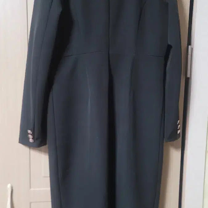 [SOLD OUT] 시크라인 블랙 더블 버튼 롱 원피스 66~77size(드라이완료)