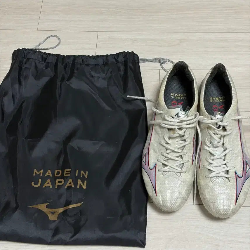 [BUNJANG] Mizuno Alpha Japan MD Soccer Cleats / 미즈노 알파 재팬 md