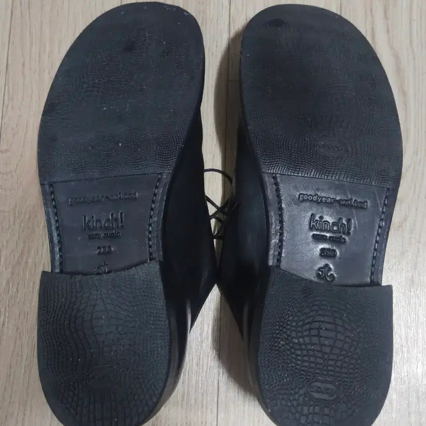 [SOLD OUT] (280) 킨치 GRAINY 547(a) VIBRAM