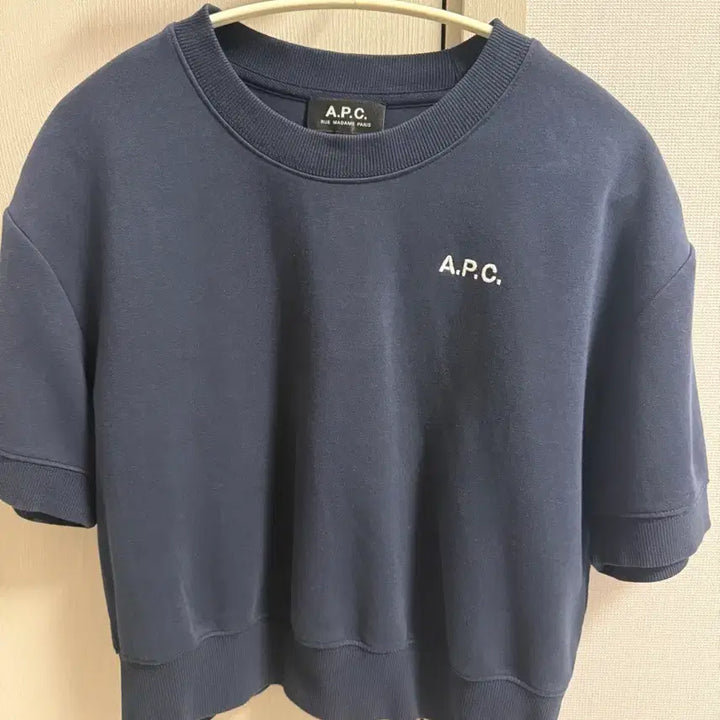 [BUNJANG] A.P.C. Navy Short Sleeve Sweatshirt / A.P.C. 반팔 맨투맨 네이비