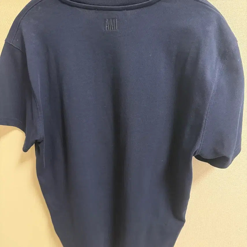[BUNJANG] Ami Paris Navy Logo Short Sleeve T-Shirt / 아미 파리스 네이비 로고 반팔티셔츠
