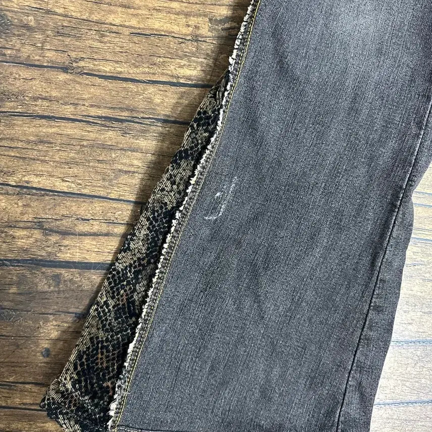 [BUNJANG] C.F.LINE Snake Pattern Pointed Boots Cut Jeans Y2K / C.F.LINE 씨에프라인 스네이크 패턴 포인트 부츠컷 Y2K 31사이즈