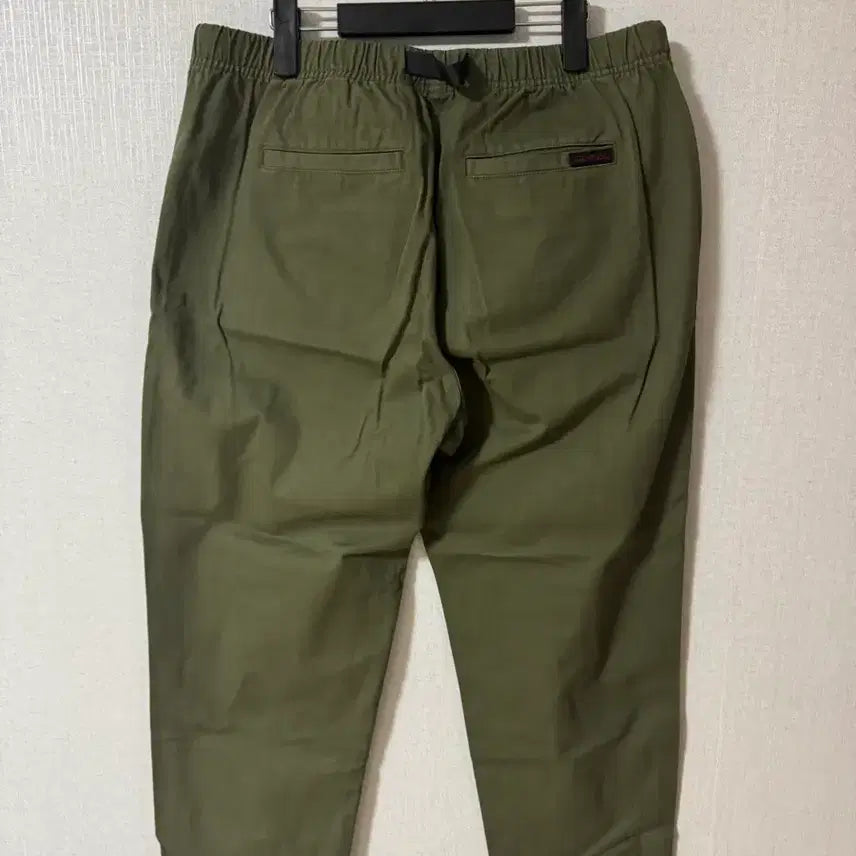 [SOLD OUT] 그라미치 루즈 테이퍼드 팬츠 L사이즈 올리브