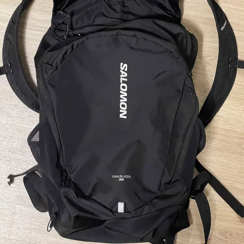 [BUNJANG] Salomon Trailblazer 20 Backpack Black / 살로몬 트레일블레이저 20블랙