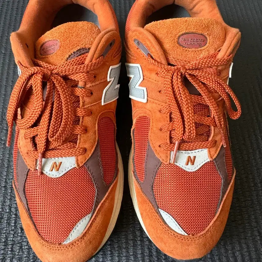 [BUNJANG] New Balance 2002R Rust Oxide Sneakers / 뉴발란스 2002R 러스트 옥사이드