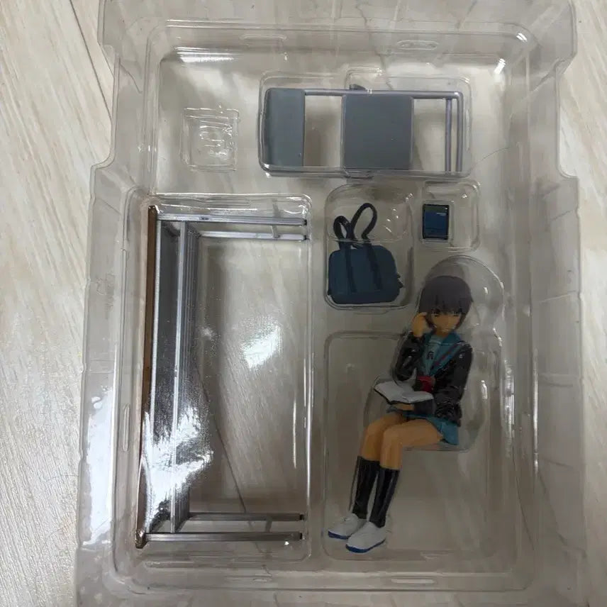 [SOLD OUT] 스즈미야 하루히의 우울 나가토 유키 교실 피규어