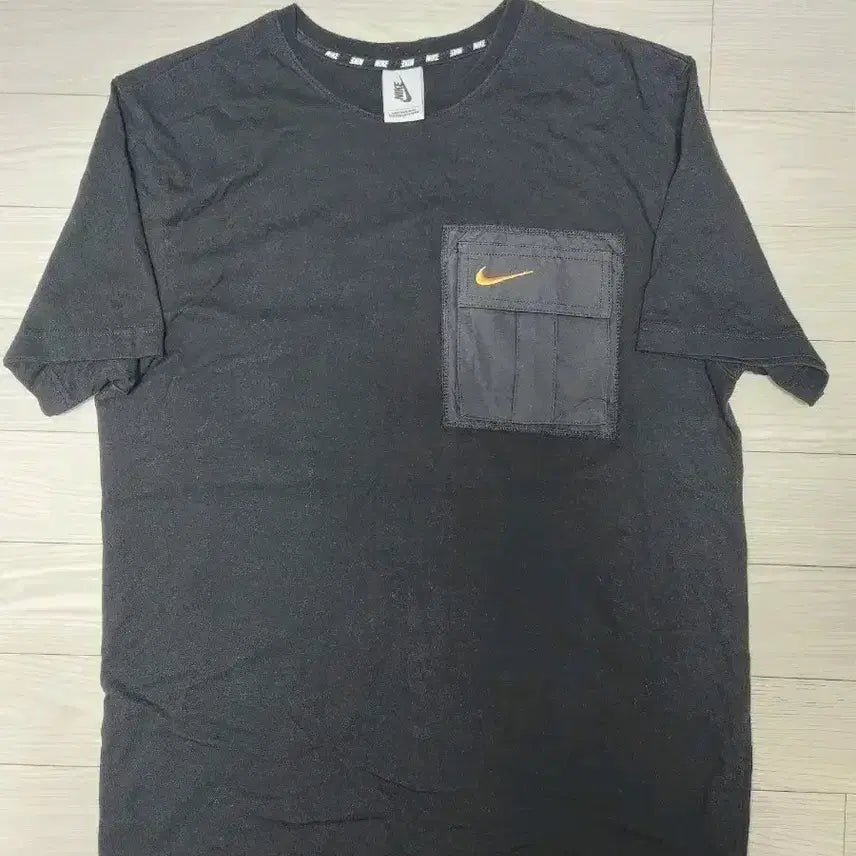 [BUNJANG] Nike Pocket T-shirt (Size 105) / 나이키 포켓 반팔 사이즈 105 상태좋아요