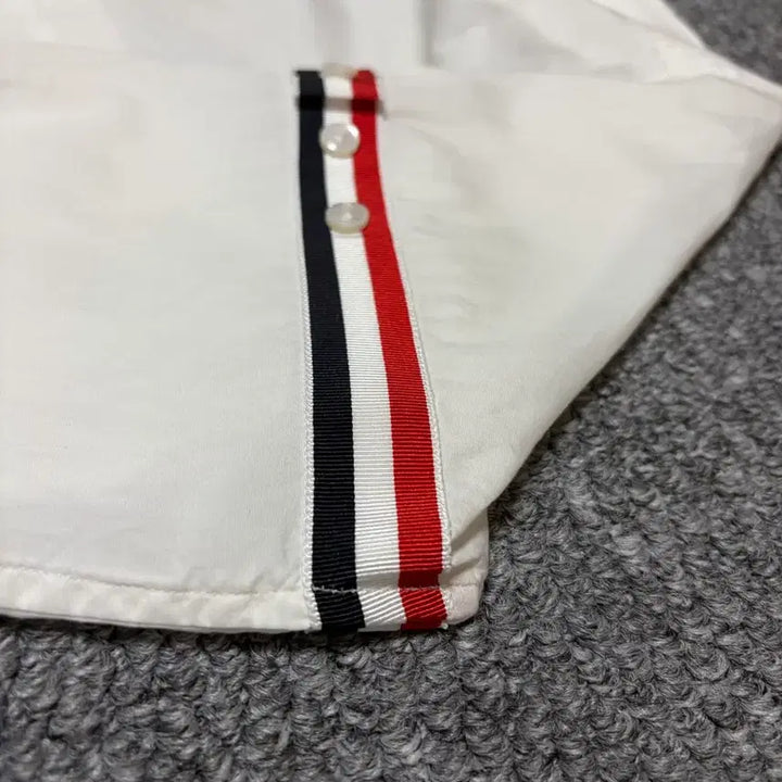 [BUNJANG] Thom Browne Oxford Armband Classic Shirt White Size 2 / 톰브라운 셔츠 2사이즈