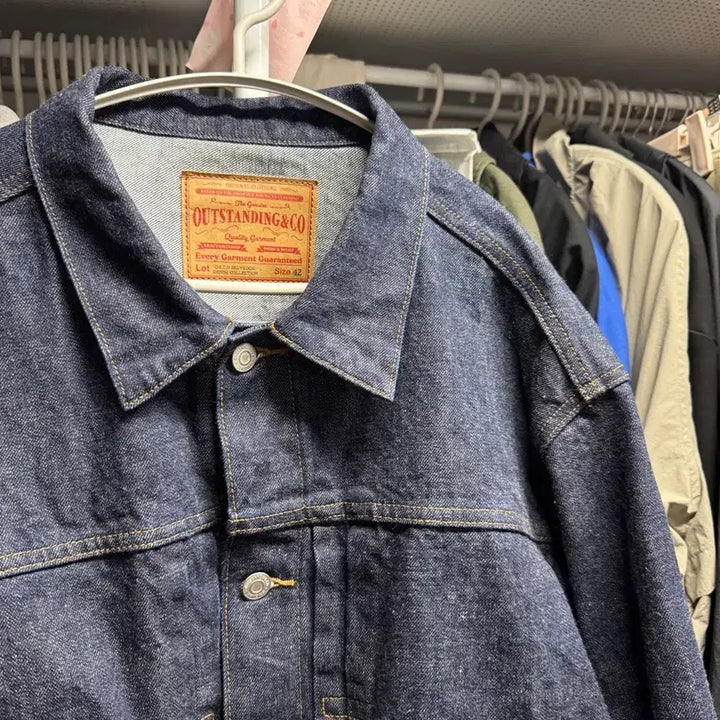 [SOLD OUT] 아웃스탠딩 셀비지 데님자켓 42사이즈 L