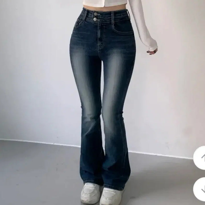 [BUNJANG] Sunday Evening High-Waist Bootcut Jeans (Dark Wash, Size L) / 선데이이브닝 골반뽕 힙딥커버 부츠컷 하이웨스트 청바지 L 새제품