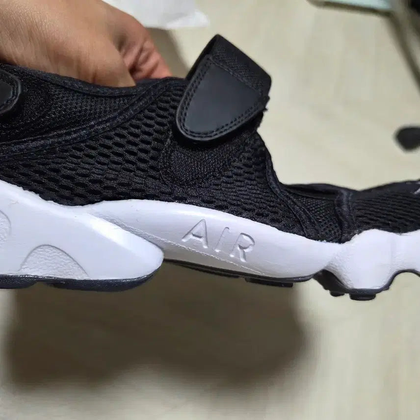 [BUNJANG] Nike Air Rift Black Sneakers (265mm) / 나이키 에어리프트 블랙 265 새상품
