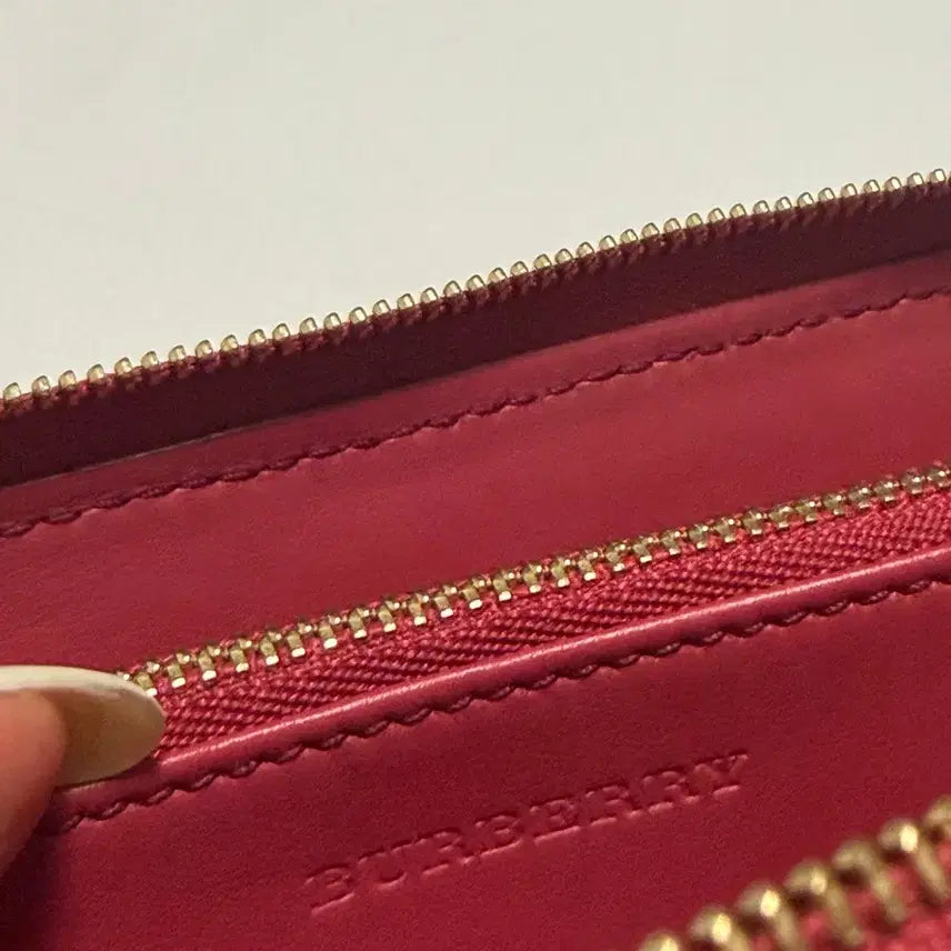 [BUNJANG] Burberry Haymarket Check Elmore Long Wallet / 버버리헤이마켓체크엘모어장지갑
