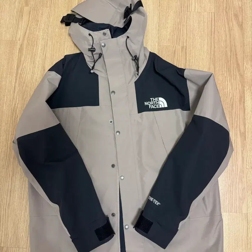 [SOLD OUT] 노스페이스 1990 마운틴 바람막이 L사이즈
