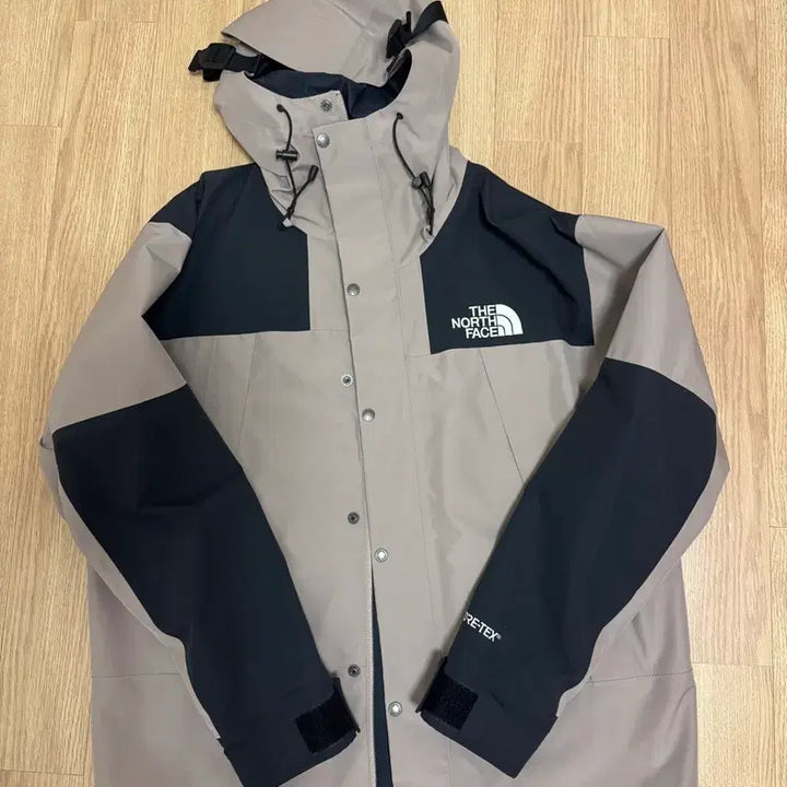 [SOLD OUT] 노스페이스 1990 마운틴 바람막이 L사이즈