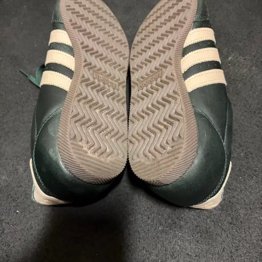 [BUNJANG] Adidas Japan Mineral Green Crystal Sand - Sandals / 아디다스 재팬 미네랄 그린 크리스탈 샌드 270