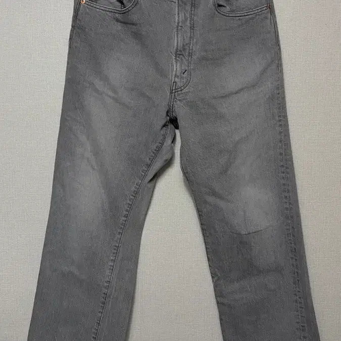 [BUNJANG] Kaptain Sunshine Grey Washed Skate Shoecut Denim Pants (Size 30) / 캡틴선샤인 그레이 워싱 스케이트 슈컷 데님 30사이즈