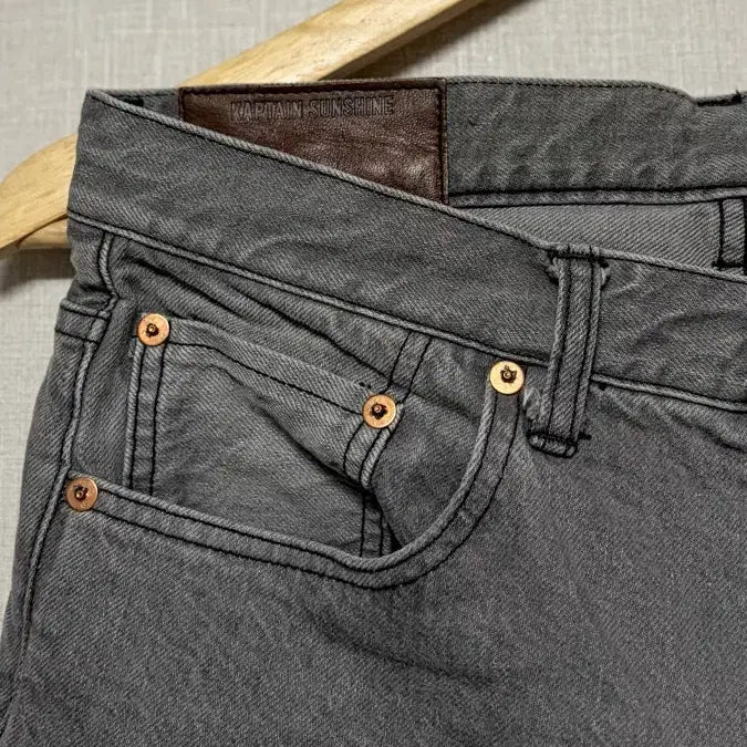 [BUNJANG] Kaptain Sunshine Grey Washed Skate Shoecut Denim Pants (Size 30) / 캡틴선샤인 그레이 워싱 스케이트 슈컷 데님 30사이즈