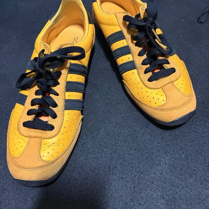 [BUNJANG] Adidas Japan Yellow Core Black Shoes 270 / 아디다스 재팬 옐로우 코어 블랙 270