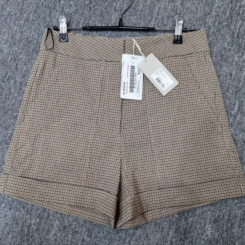 [SOLD OUT] vanessabruno 체크 반바지
