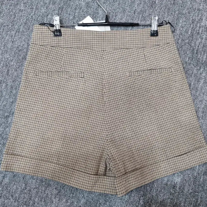 [SOLD OUT] vanessabruno 체크 반바지