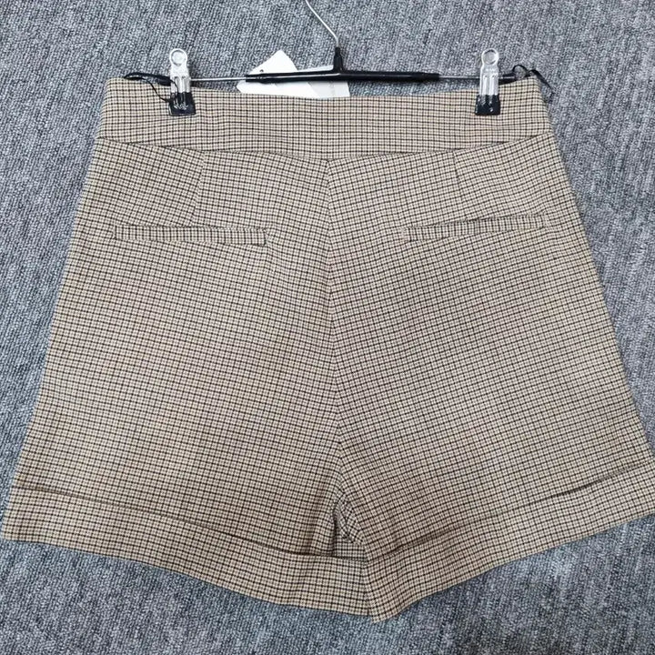 [SOLD OUT] vanessabruno 체크 반바지