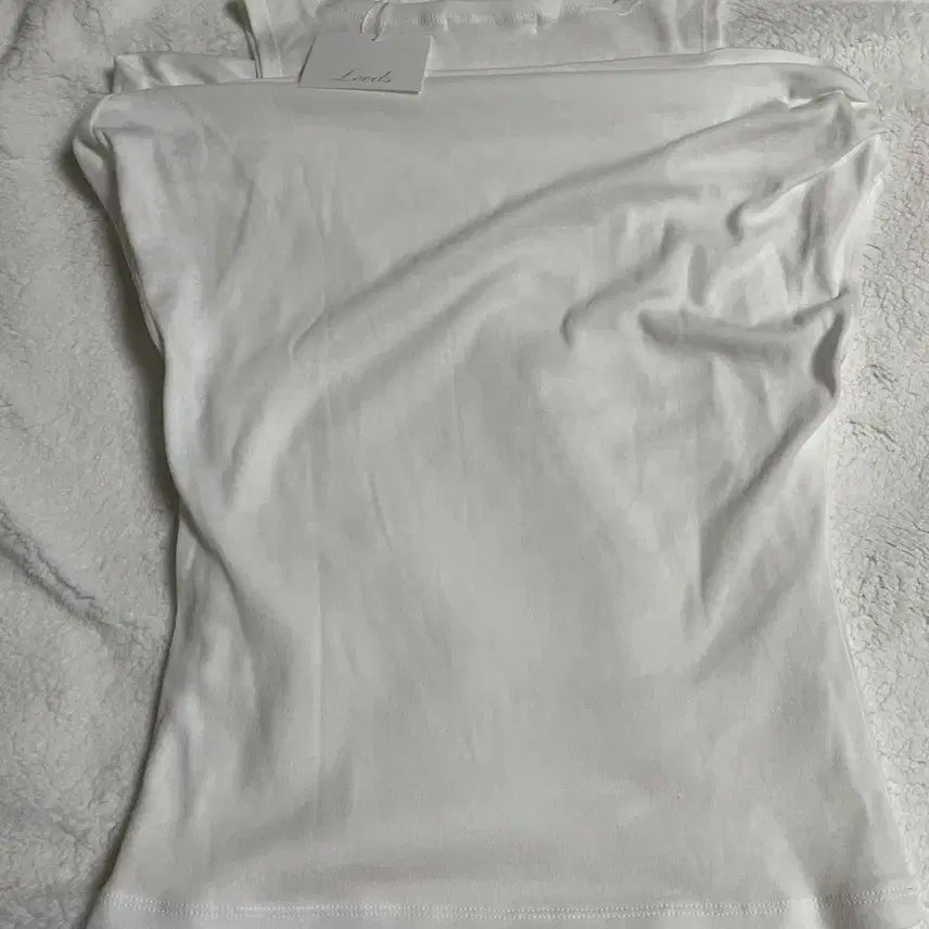 [SOLD OUT] 샵리즈 Rosy layered tee 아이보리
