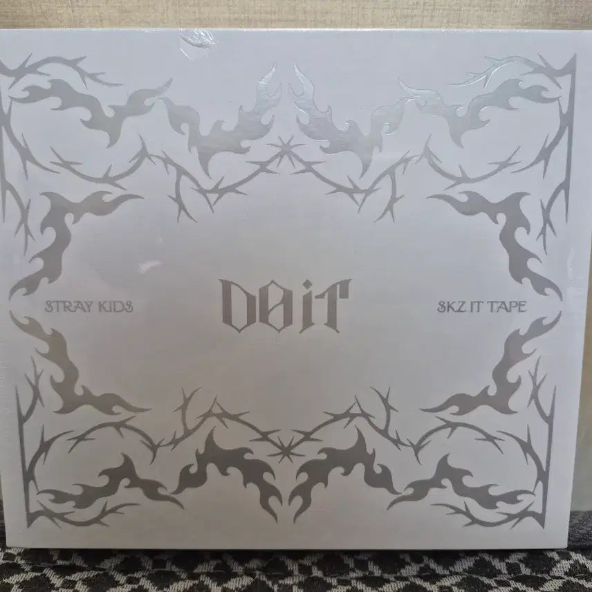 [BUNJANG] SKZ IT TAPE Album Bluetooth Speaker (Sealed) / 블루투스 스피커 SKZ IT TAPE 앨범 뽁아리 미개봉