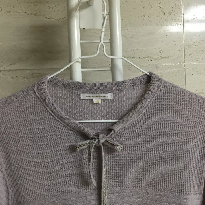 [BUNJANG] Preen Ribbon Wool Knit Sweater / 쁘렝땅 리본 울 니트 100
