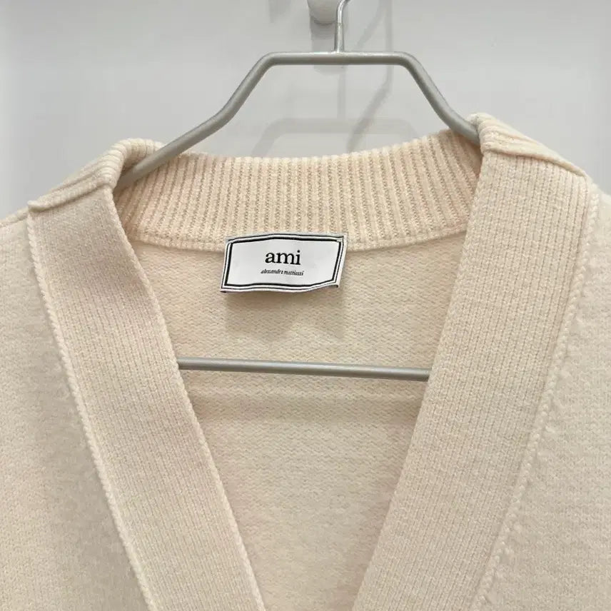 [SOLD OUT] 아미 하트 로고 가디건 아이보리 정품M