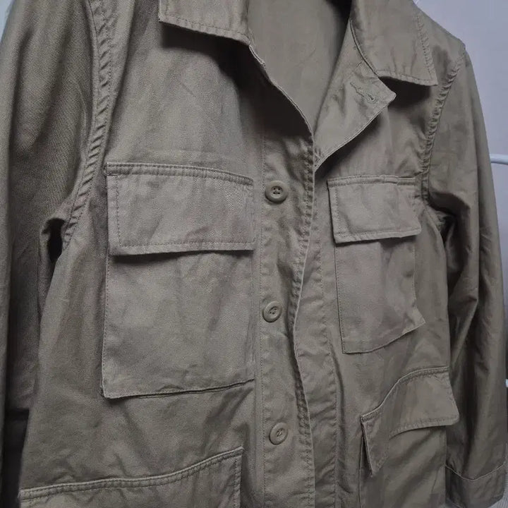 [SOLD OUT] 무신사 스탠다드 베이지 퍼티그 자켓 M95