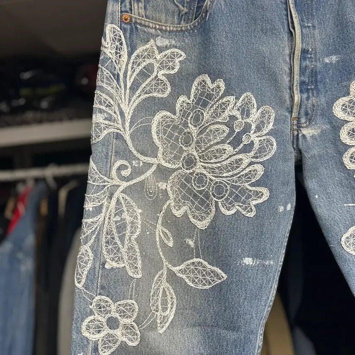 [BUNJANG] INNOCENCE NYC Embroidered Remake Denim Pants (Size 33) / INNOCENCENYC 이노센스NYC 자수 리메이크데님 팬츠 33