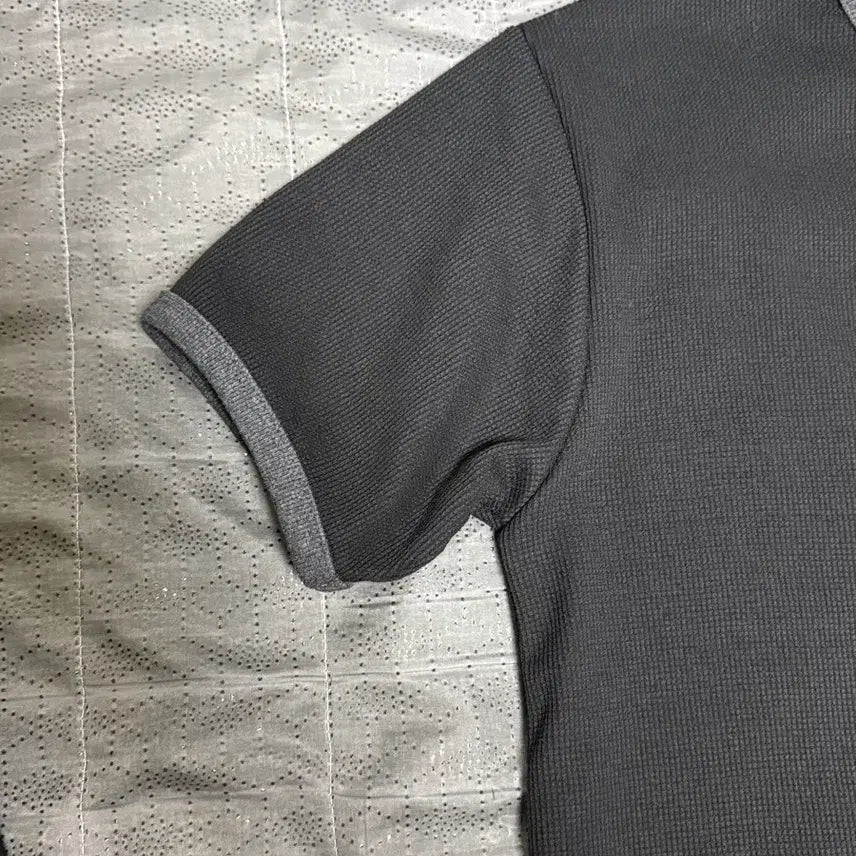 [BUNJANG] Slim Muscle Fit Waffle Ringer Short Sleeve T-Shirt / (새상품)슬림 머슬핏 와플 링거 반팔 티셔츠