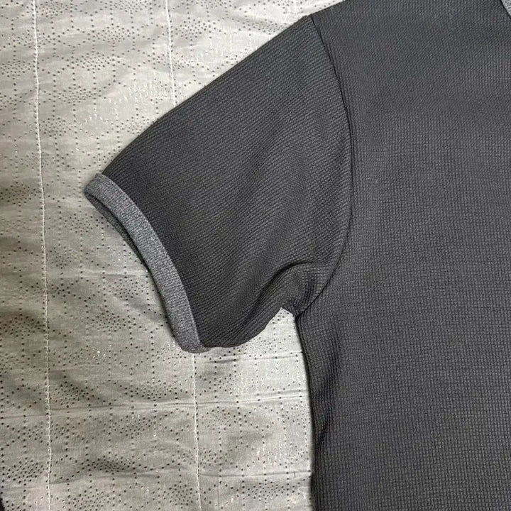 [BUNJANG] Slim Muscle Fit Waffle Ringer Short Sleeve T-Shirt / (새상품)슬림 머슬핏 와플 링거 반팔 티셔츠
