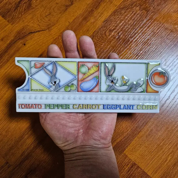 [BUNJANG] 1998 Warner Bros. Looney Tunes Border Tile - Made in EU (Spain) - 2 Pcs Set / 1998년 올드 빈티지 워너 브라더스 루니툰즈 유럽(스페인산) 벽타일.