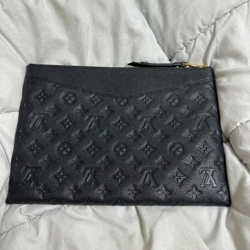 [BUNJANG] Louis Vuitton Monogram Empreinte Clutch M62937 / 루이비통 클러치 모노그램 앙프렝뜨 M62937